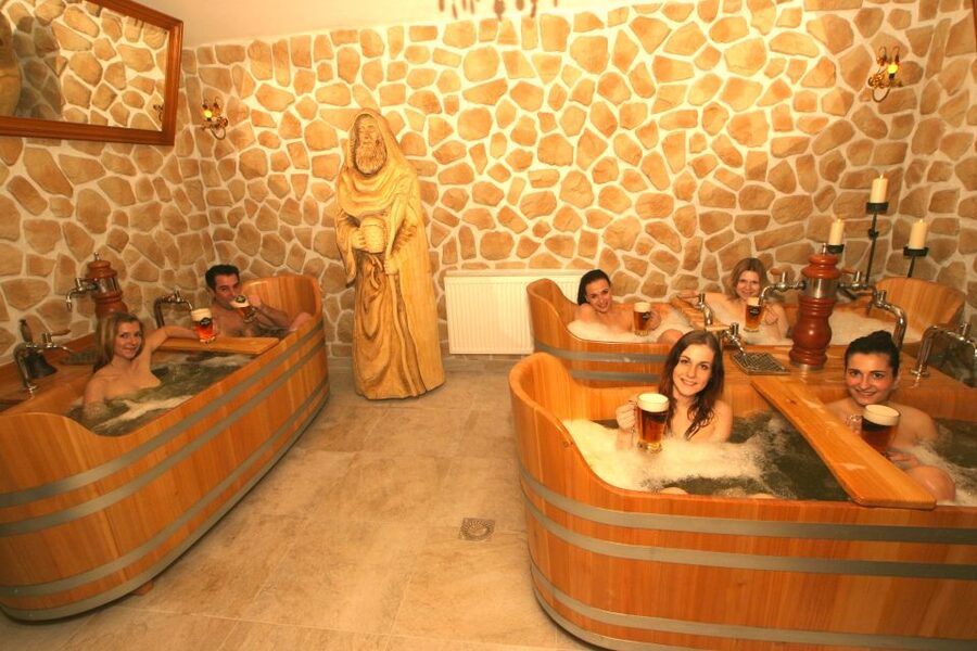 Prague: Beer Spa Bernard with Beer and Massage Option - Key points to know before booking