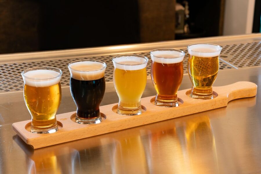 Prague beer tour with brewery visit and tasting - Three Prague pubs, three ways to understand Czech beer