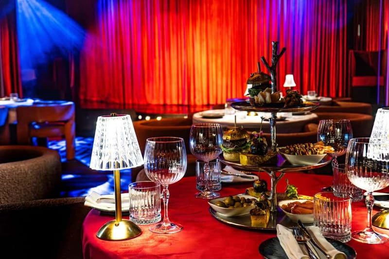 Prague: Cabaret Show at Medusa - Nightlife Prague - Is $34 good value for Prague nightlife?