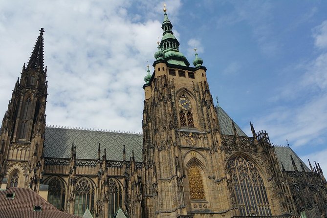 Prague Castle and Lobkowicz Palace entrance tickets - Walking, stairs, and getting there