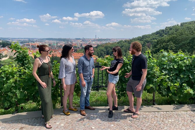 Prague Castle and Pubs Tour with Drinks Included - Schwarzenberg Palace and a castle-area pub