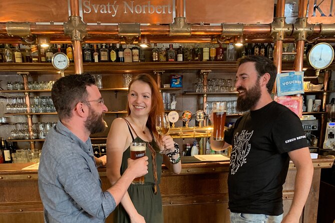 Prague Castle and Pubs Tour with Drinks Included - Why the guide matters more than the monuments