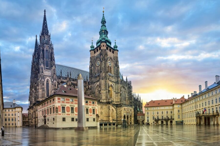 Prague Castle and St. Vitus Cathedral Private Walking Tour - The five-hour route through Lesser Town