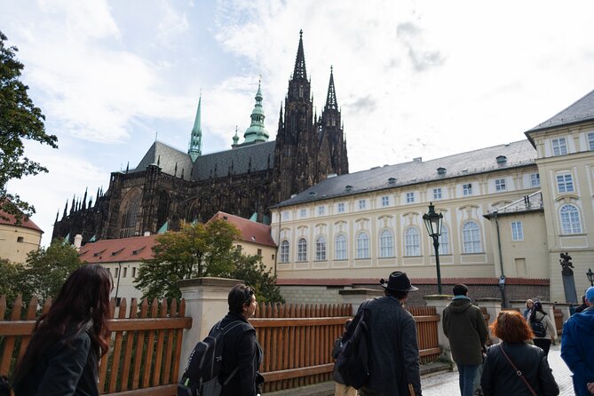 Prague: Castle Entry Ticket with Guide and River Cruise - Golden Lane and the end of the guided portion