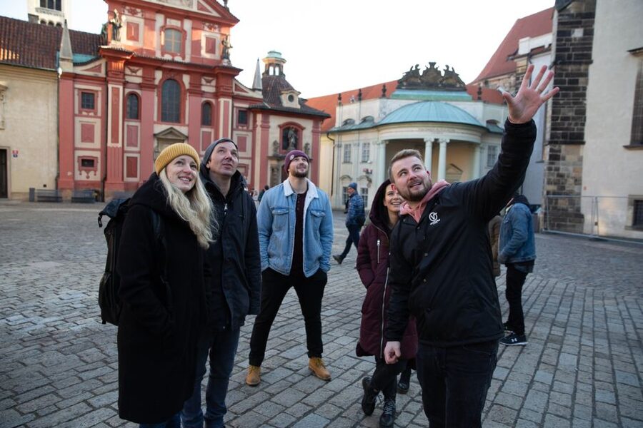 Prague: Castle Grounds & Highlights Walking Tour small-group - Who should book this tour