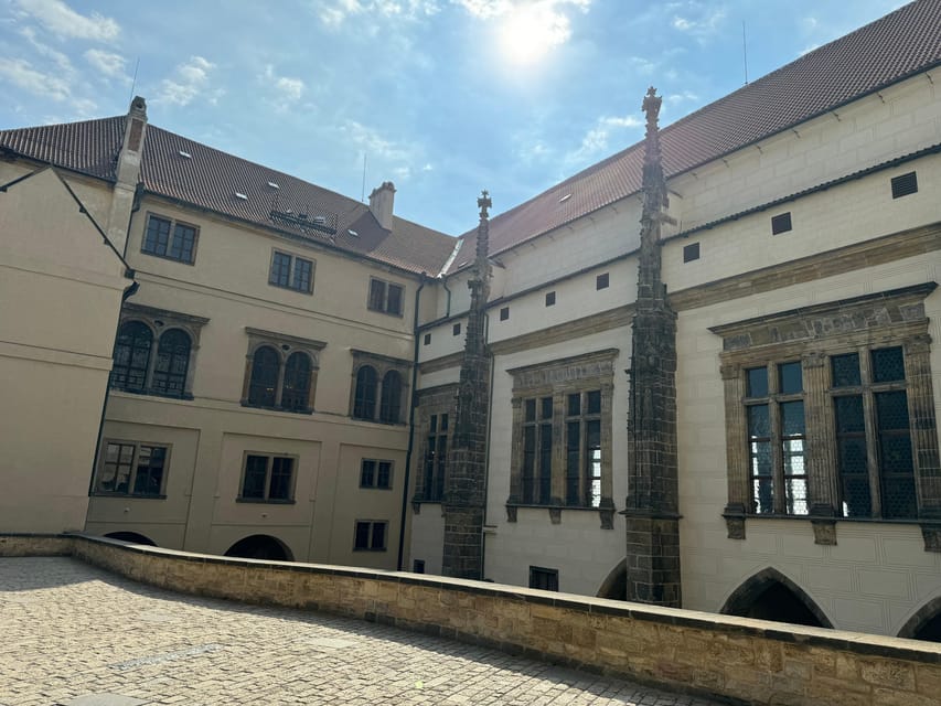 Prague Castle Interiors & Changing of the Guard-Small group - What the $87 price includes