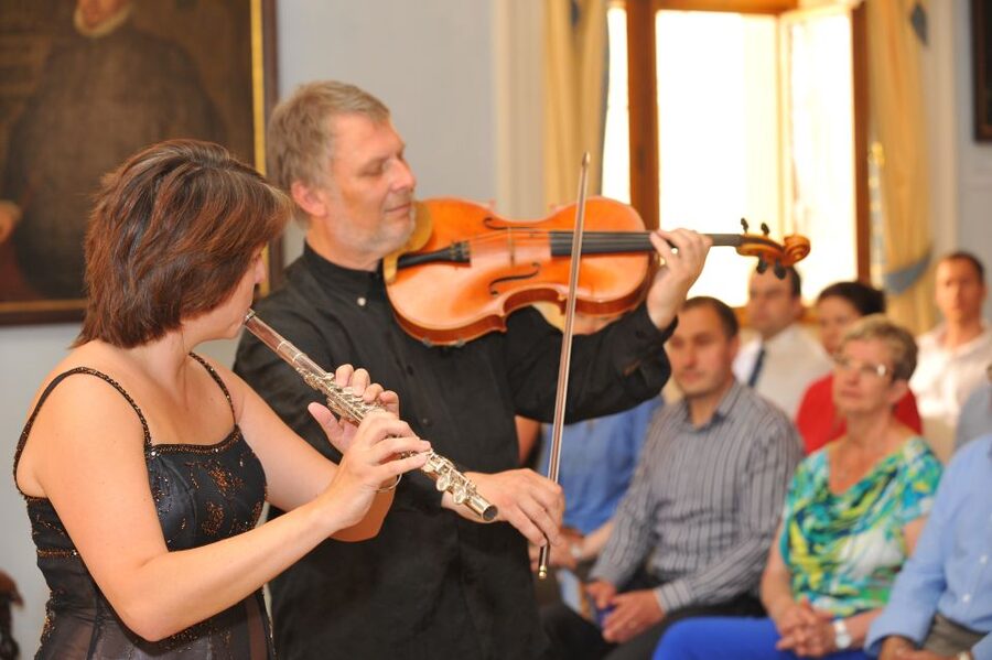 Prague Castle: Midday Classical Concert at Lobkowicz Palace - Key points at a glance
