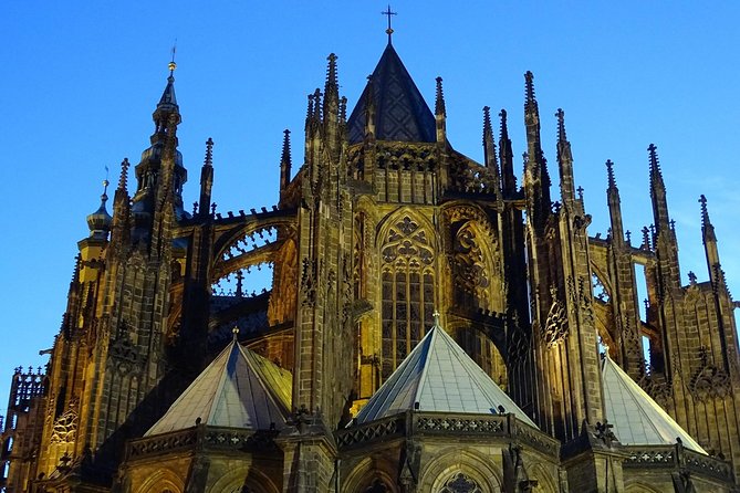 Prague Castle: Private fairytale walking tour - Why Prague Castle works better with a guide