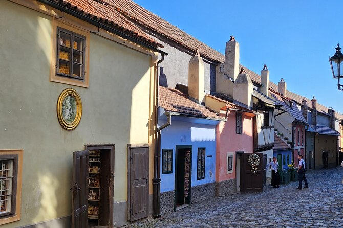 Prague Castle Private Walking Tour - Daliborka Tower: fortification, prison, and mystery
