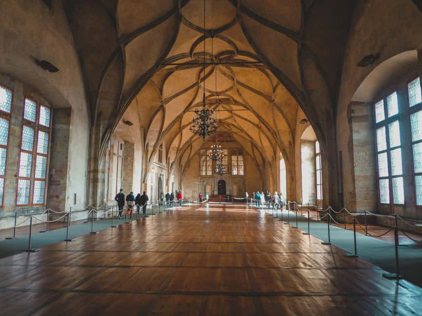 Prague Castle St. Vitus Cathedral, Royal Palace, St. George's Basilica - Key points to know before booking