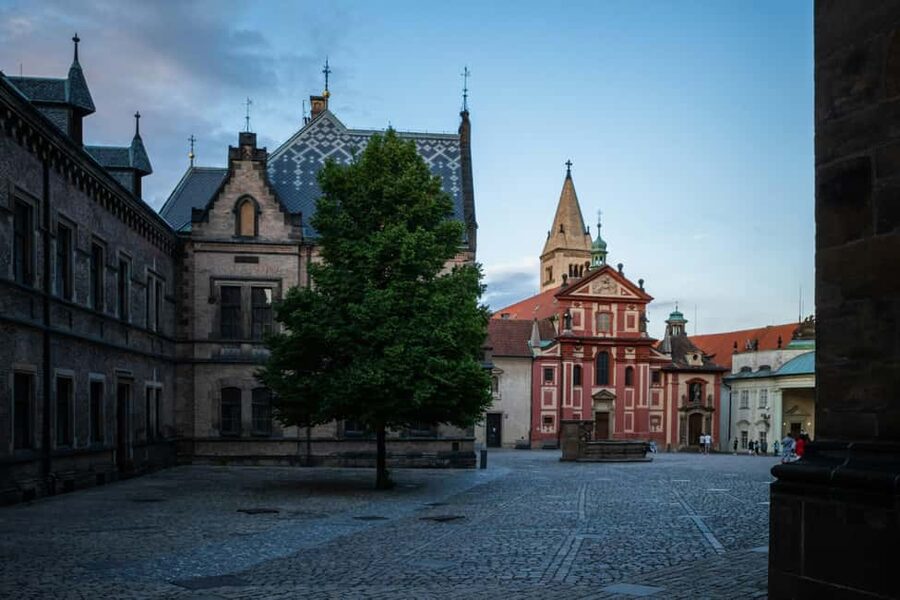Prague Castle St. Vitus Cathedral, Royal Palace, St. George's Basilica - What the $41 tour price really includes