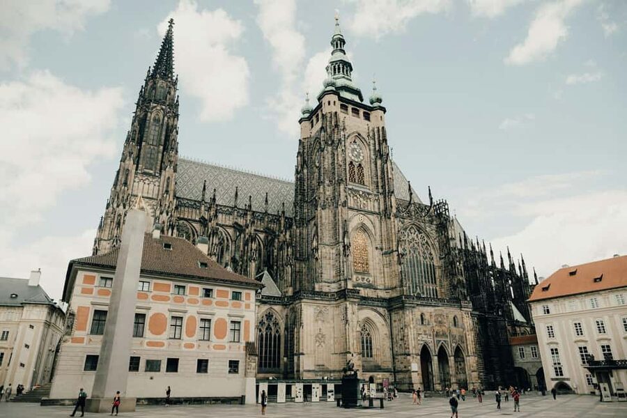 Prague Castle St. Vitus Cathedral, Royal Palace, St. George's Basilica - Simple booking and cancellation details