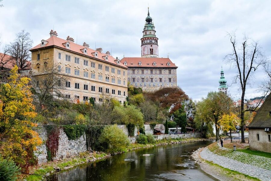 Prague: Cesky Krumlov Private Day Tour - Lunch with a local recommendation