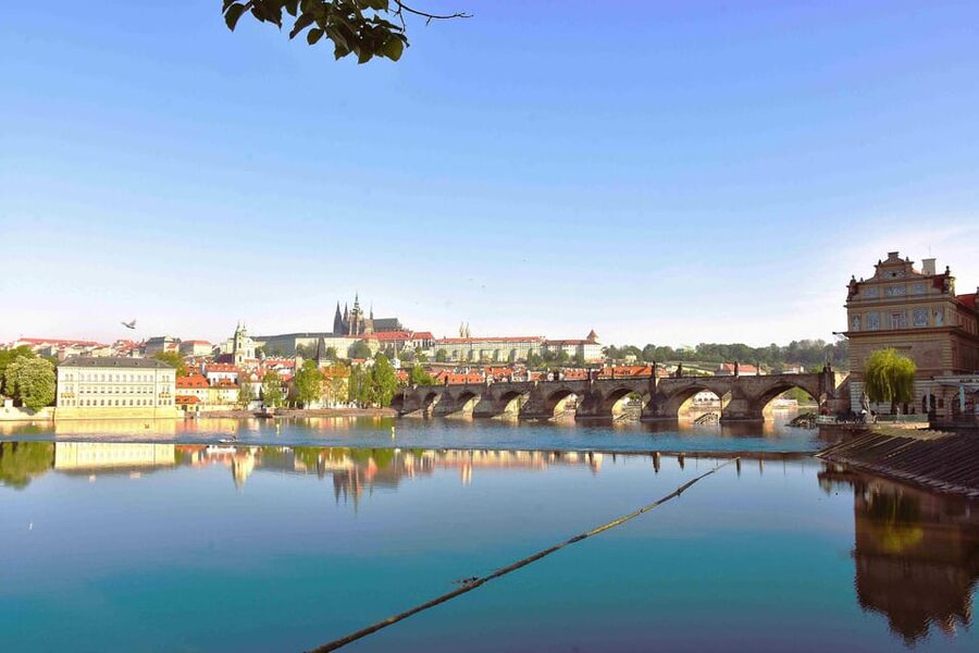 Prague: Charles Bridge Audio Guide with Tower Entry Ticket - Looking up at Old Bridge Tower