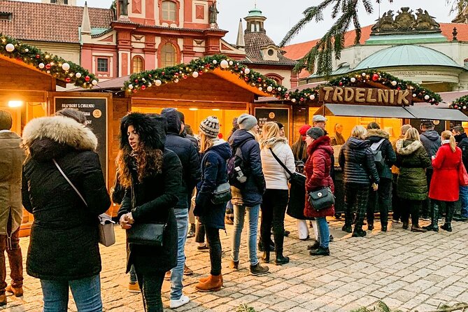 Prague Christmas Markets and Holiday Magic Walking Tour - Na Příkopě and the return through Old Town