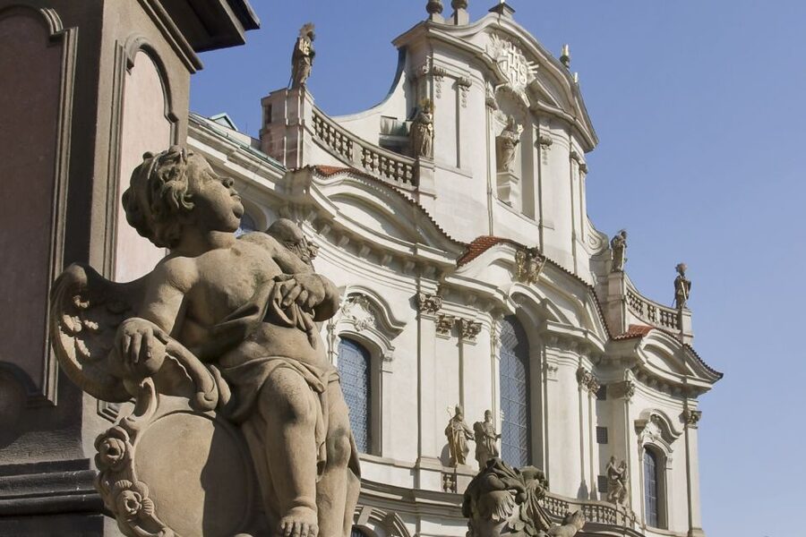 Prague: City Highlights Private Walking Tour - Key points at a glance