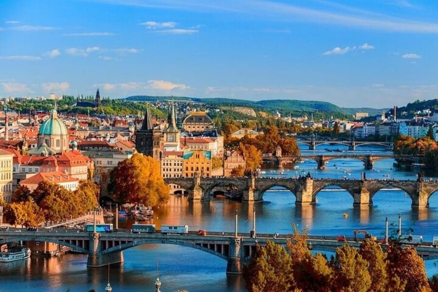 Prague: City Highlights Walking Tour - Prague Castle and St. Vitus Cathedral