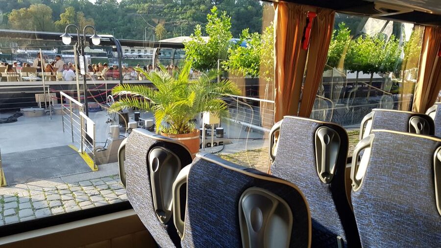 Prague: City Tour and Dinner Cruise with Hotel Pickup - How the $109 price measures up