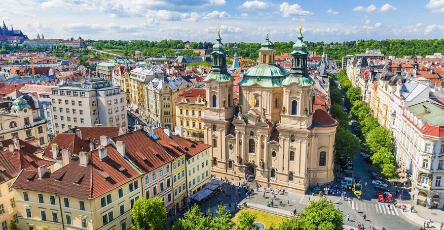 Prague: Classical Concert in St. Nicholas Church - The organ Mozart played in 1787