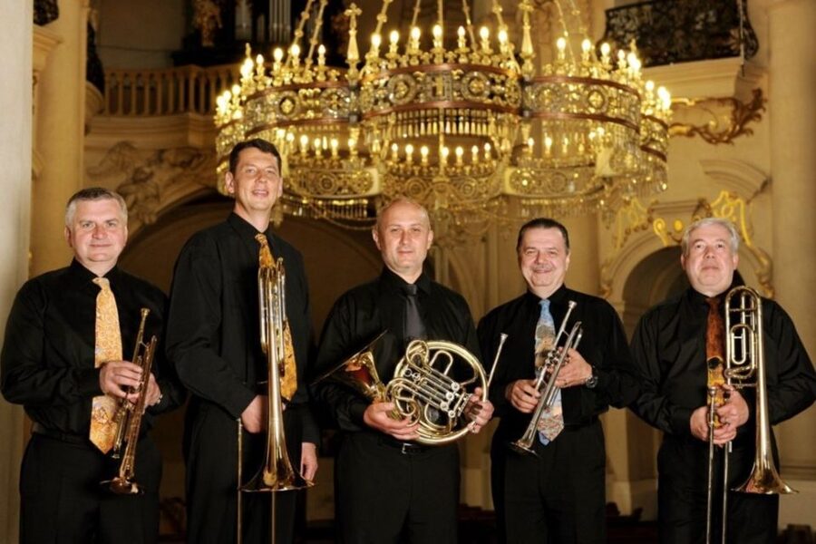 Prague: Classical Concert in St. Nicholas Church - Seating, warmth, and the practical side of the evening