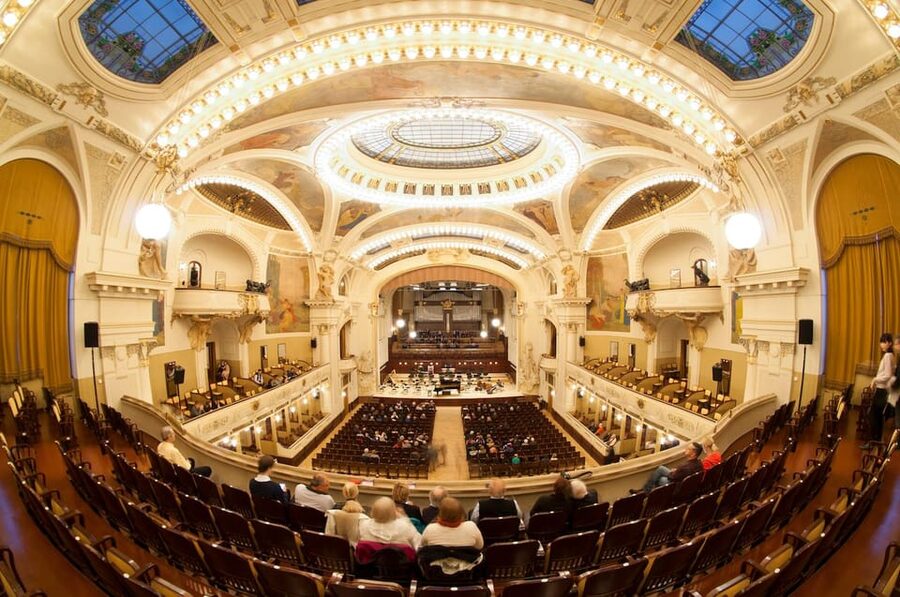 Prague: Classical Concerts at Smetana Hall, Municipal House - Why Smetana Hall changes the concert experience