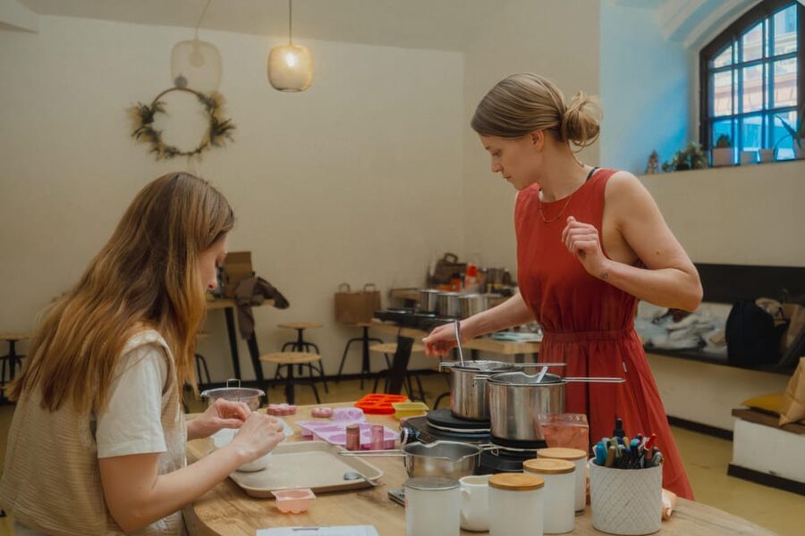 Prague: Coconut Candle Workshop - The strongest reason to book