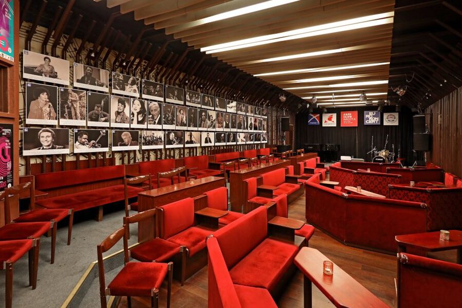 Prague: Concert at Reduta Jazz Club - The small room creates the atmosphere