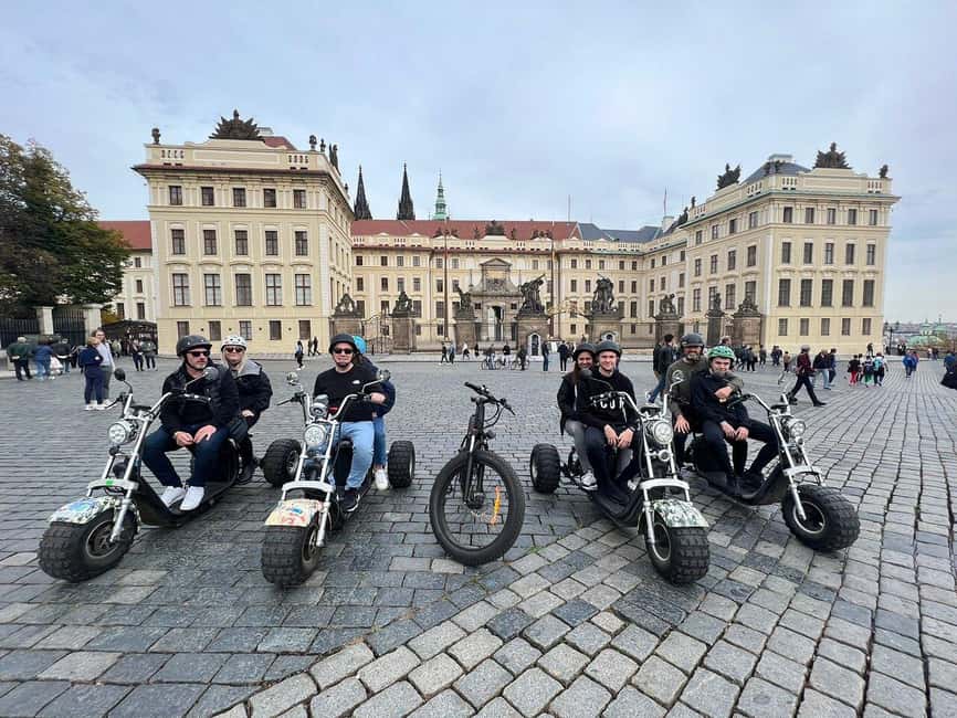 Prague: Electric Trike Viewpoints Tour - Guide quality and group choice