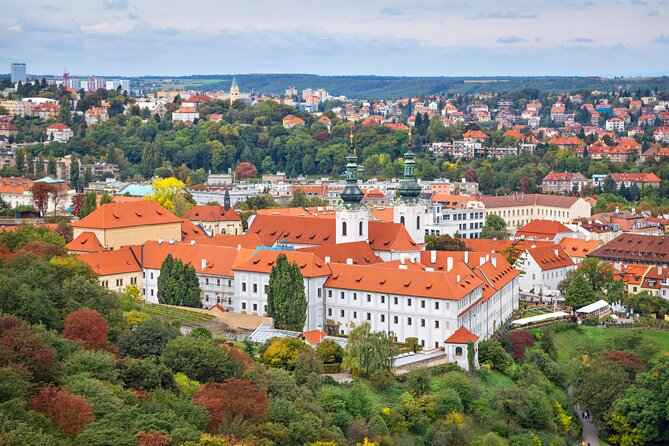 Prague Essential - What Prague Essential gives you in 150 minutes