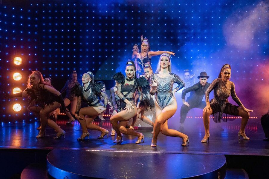Prague: Evening Czech Cabaret Show at the Hybernia Theater - Burlesque, comedy, and dance in one program