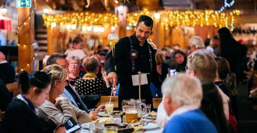 Prague: Evening Folklore Garden Party with Traditional Menu - What the Prague folklore evening is really like