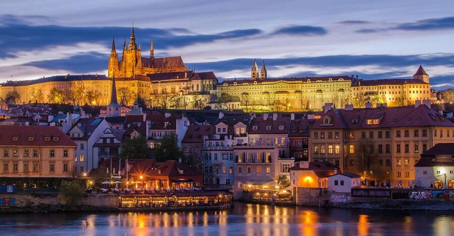 Prague: Evening Photography Tour by Car - Why a car makes sense for Prague at night