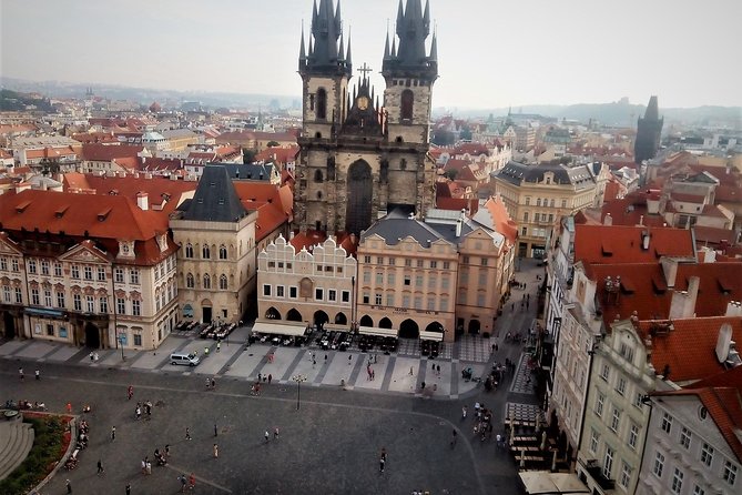 Prague Fairytale Tour: Old Town And Castle private tour - The Lennon Wall, 30 minutes of modern Prague