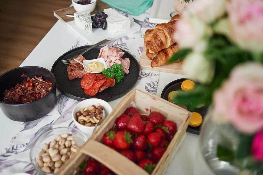 Prague: Farmers Market and Brunch Class with Celebrity Chef - Who will enjoy this most
