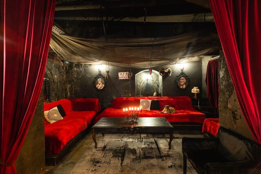 Prague Fear House: Best Haunting Experience in Prague - What to wear and what to leave behind
