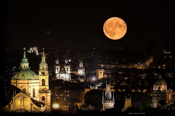Prague food and cultural tour - 6 hours fairytale experience - How the food side of the day works