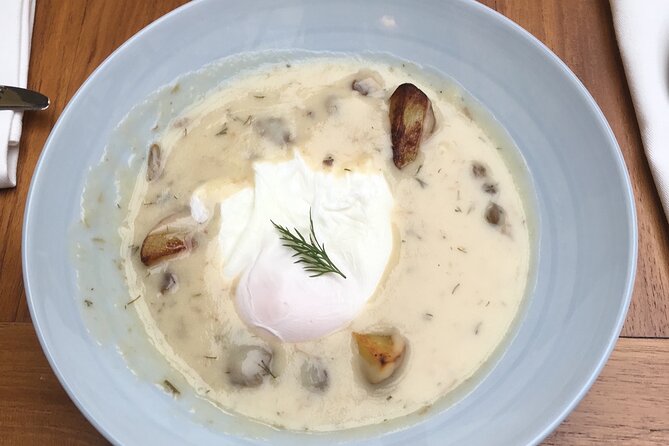 Prague Food and Culture Tour with Prague Foodies - The main course: beef, cream sauce and dumplings