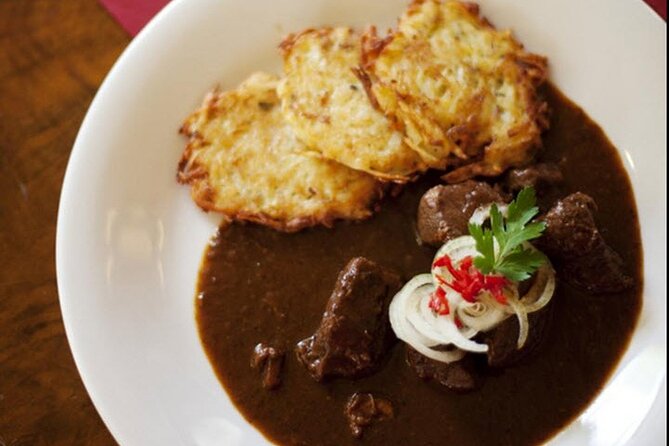 Prague Food and Culture Tour with Prague Foodies - How the small group changes the afternoon