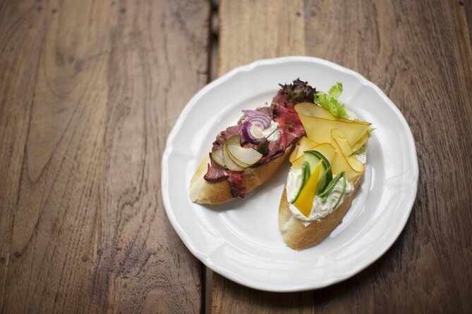 Prague Food and Culture Tour with Prague Foodies - Meeting at noon in Malá Strana