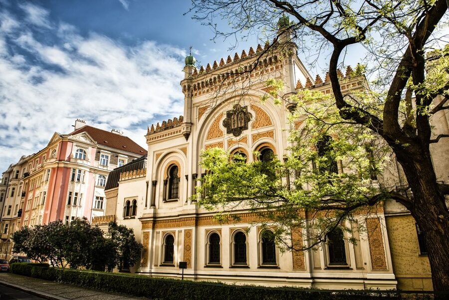 Prague For The First Time: 2-hour Private Walking Tour - Pace, footwear, weather, and access