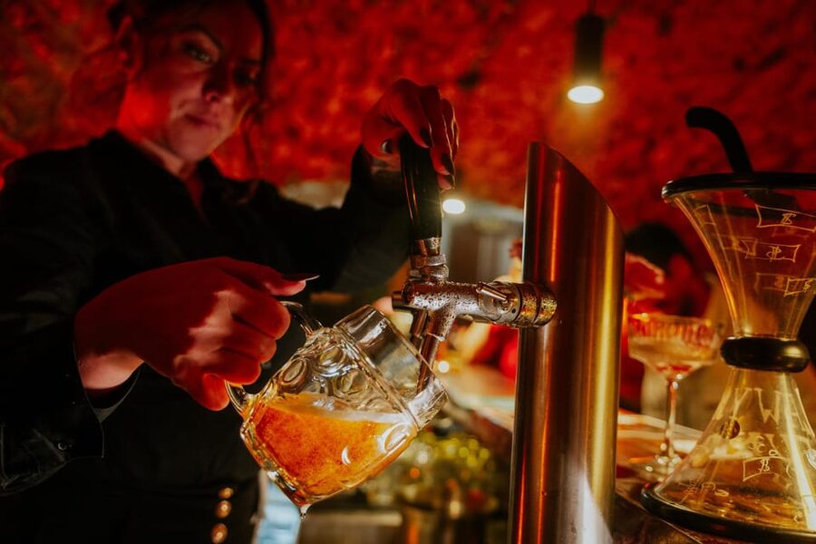 Prague: Friday Stand-Up Comedy in English - The main strengths and the honest drawbacks