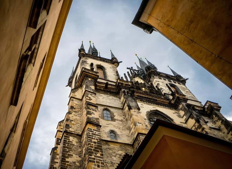 Prague: Full-Day Guided Tour of Prague in a Small-Group - Walking, access, and what to bring