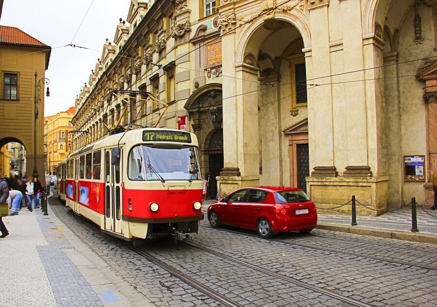 Prague: Full-Day Tour with Lunch and River Boat Cruise - Wenceslas Square and the modern Czech story