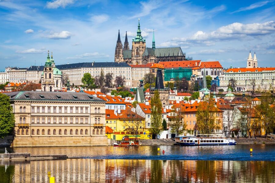 Prague: Full-Day Tour with Lunch and River Boat Cruise - A Czech lunch in the middle of the day