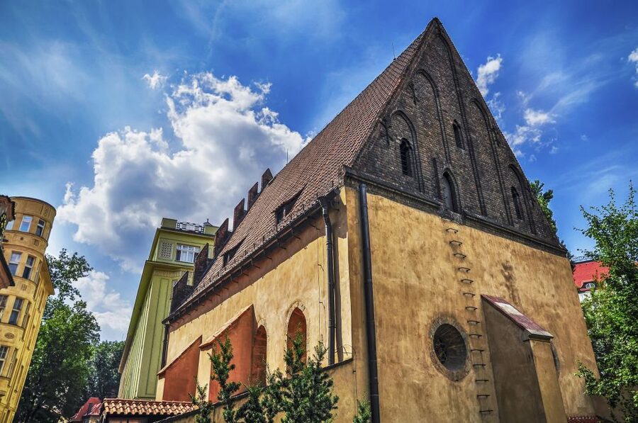 Prague: Full-Day Tour with Lunch and River Boat Cruise - Is $199 good value?