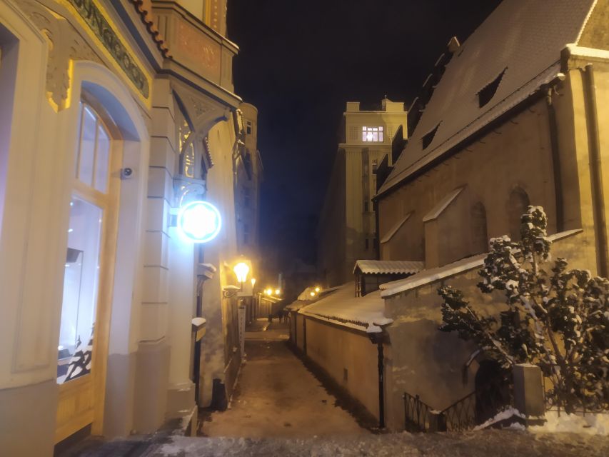 Prague: Ghost Walking Tour - Language, weather, and practical comfort