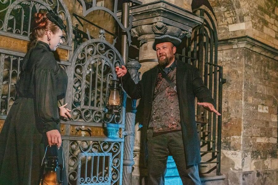 Prague: Ghosts and Legends Nighttime Guided Walking Tour - Old Town Square and Týn Church set the mood