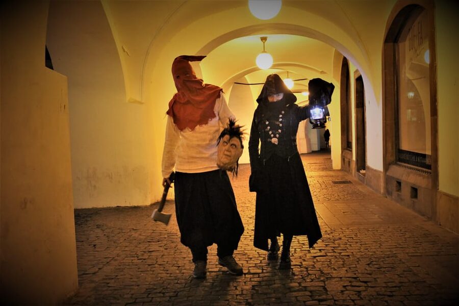 Prague: Ghosts, Legends, Medieval Underground & Dungeon Tour - Key points to know before you go