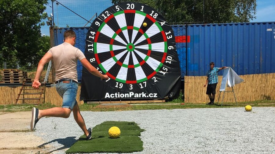 Prague : Giant Foot Darts and Giant Beer Pong Game - Who should book this experience