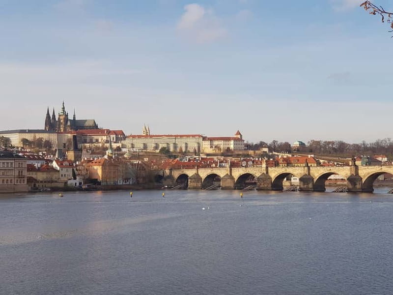 Prague Grand 2,5 hour + 2 hour exterior walking tour - The morning route from Old Town Square to Prague Castle